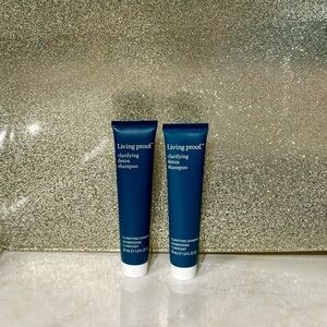 5 for $25 item 🌺 Mini Living Proof Clarifying Detox Shampoo x2
